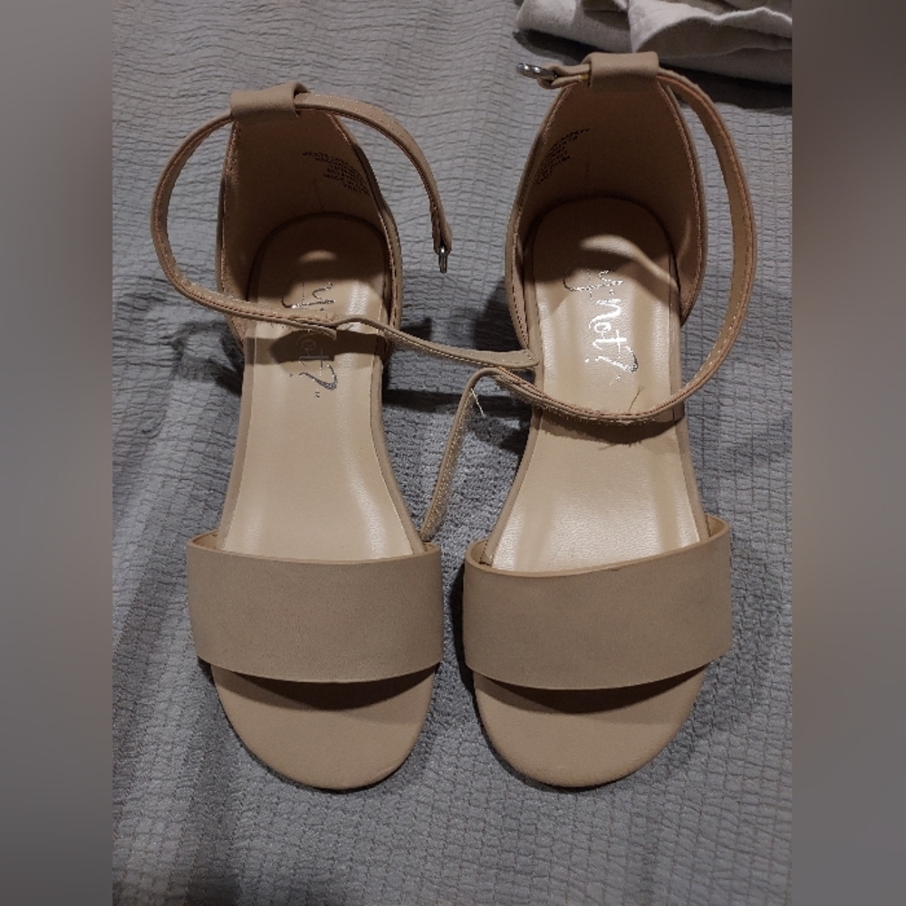 Size 9t dress shoes